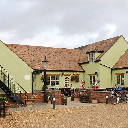 The Green Man Stanford Southill エクステリア 写真